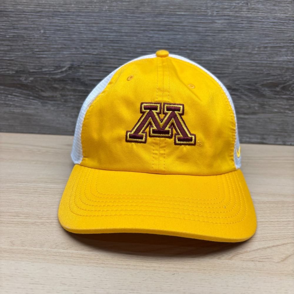 Minnesota Golden Gophers Nike Hat Cap Strap Back Yellow White DriFit Trucker Men
